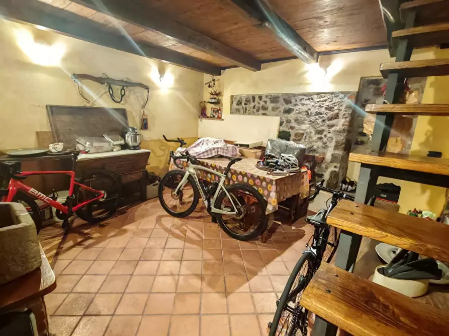 Immagine 28 di Appartamento in vendita  a Fosdinovo