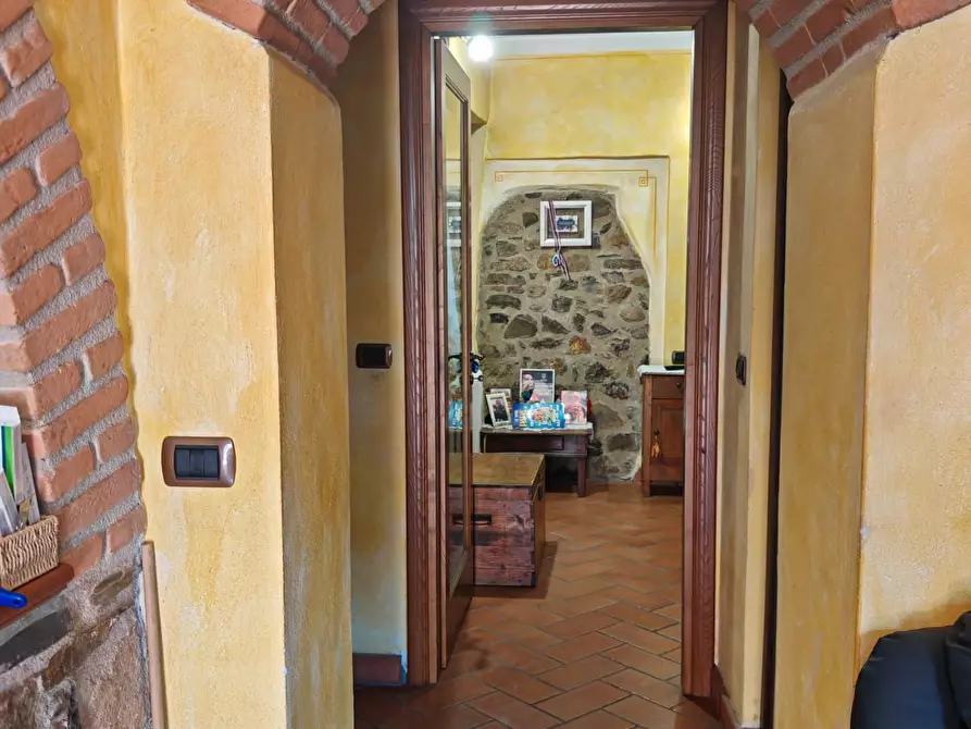 Immagine 39 di Appartamento in vendita  a Fosdinovo