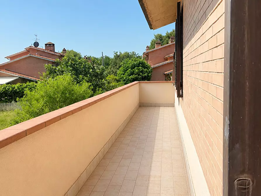 Immagine 13 di Appartamento in vendita  a Colle Di Val D'elsa