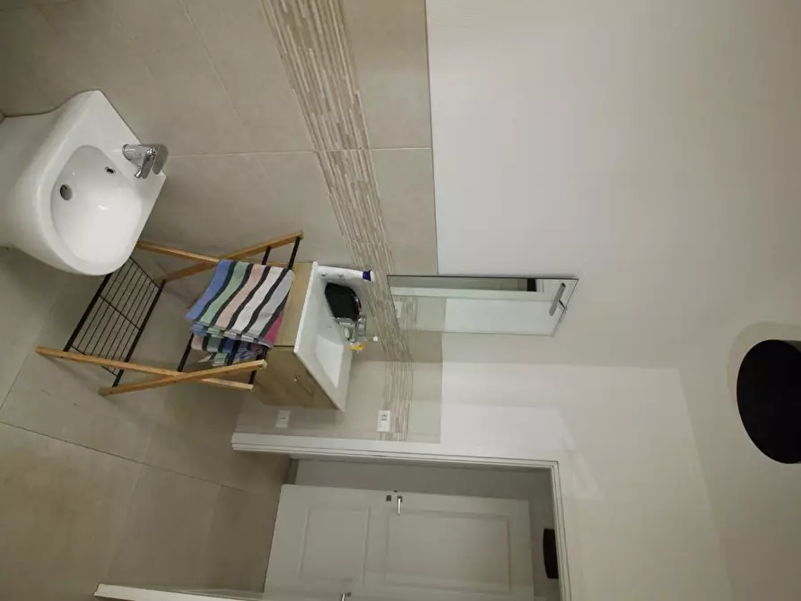 Immagine 26 di Appartamento in vendita  a Colle Di Val D'elsa