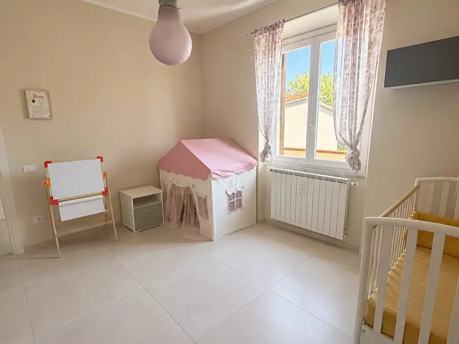 Immagine 16 di Appartamento in vendita  a Colle Di Val D'elsa