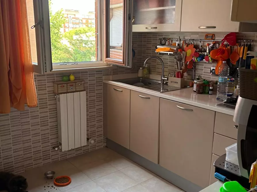 Immagine 3 di Appartamento in vendita  a Livorno