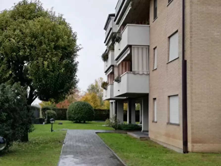 Immagine 2 di Appartamento in vendita  a Nova Milanese