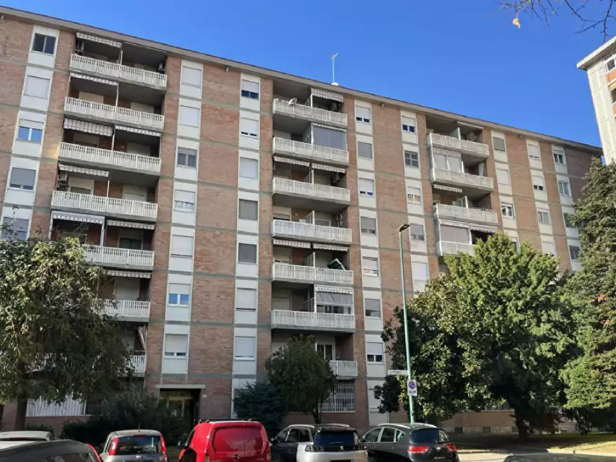 Immagine 1 di Appartamento in vendita  a Torino