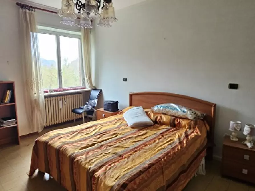 Immagine 7 di Appartamento in vendita  a Pont Canavese