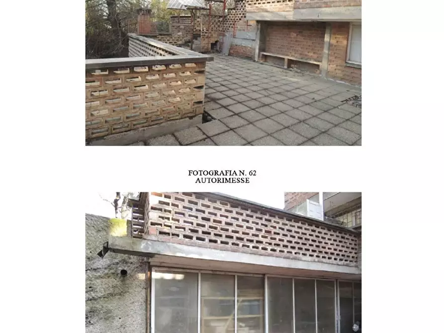 Immagine 33 di Villa in vendita  a Torino