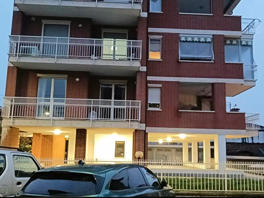 Immagine 11 di Appartamento in vendita  a Ciriè