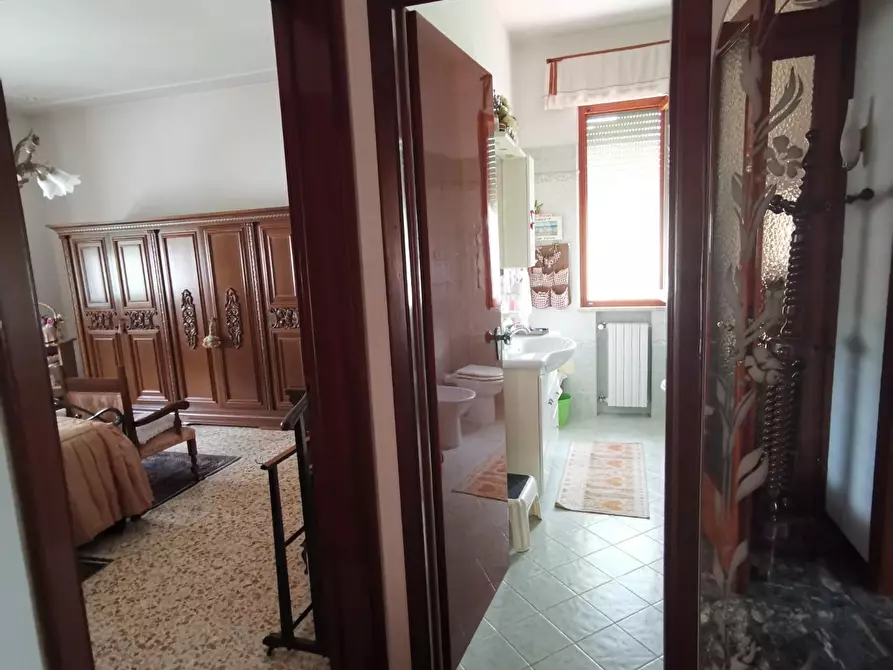 Immagine 17 di Appartamento in vendita  a Fucecchio