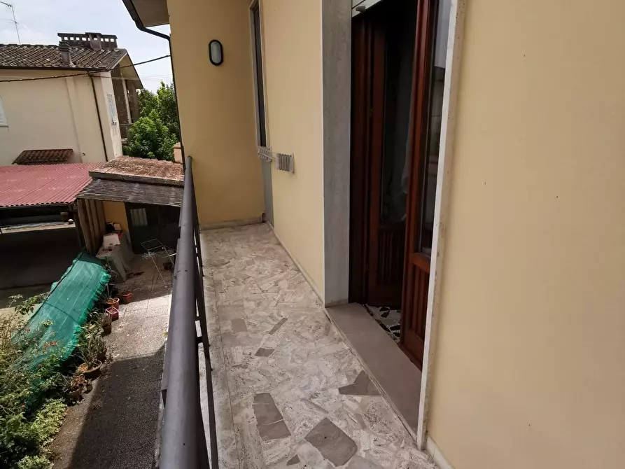 Immagine 11 di Appartamento in vendita  a Fucecchio