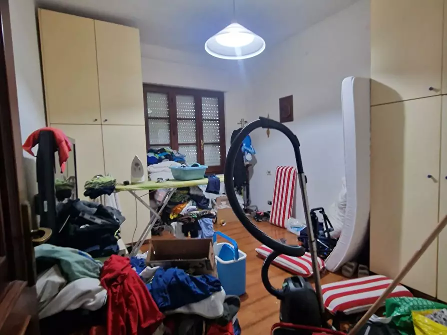 Immagine 13 di Villa in vendita  a Carrara