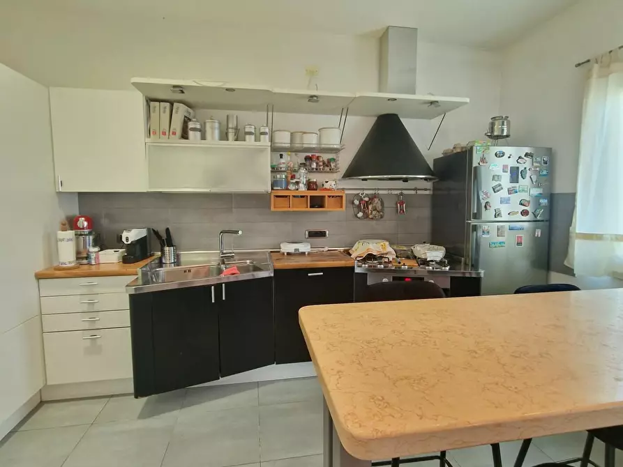Immagine 30 di Villa in vendita  a Carrara