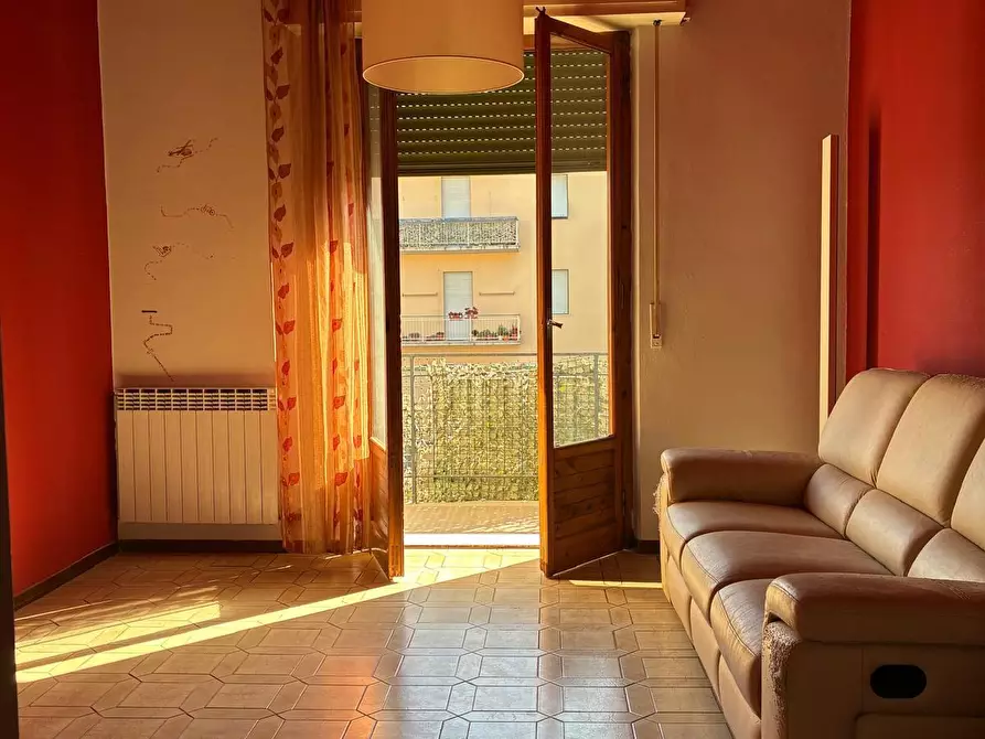 Immagine 1 di Appartamento in vendita  a Poggibonsi