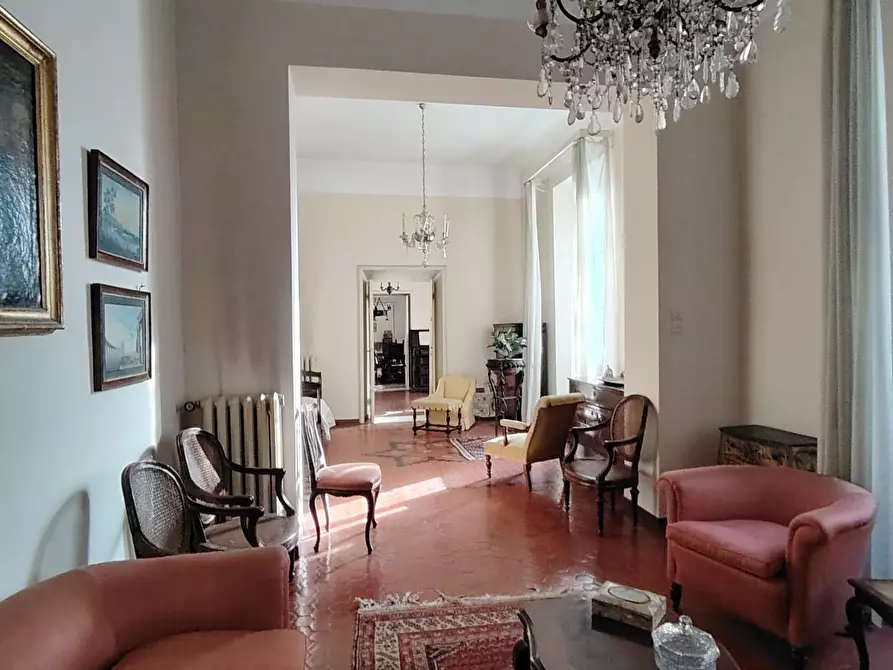 Immagine 6 di Appartamento in vendita  a Carrara