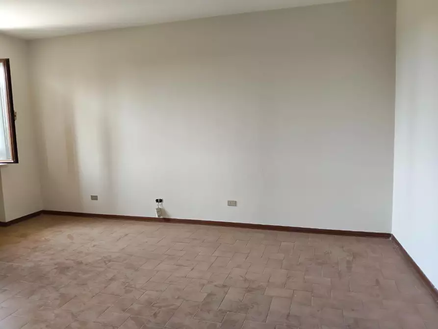 Immagine 13 di Appartamento in vendita  a Pescia