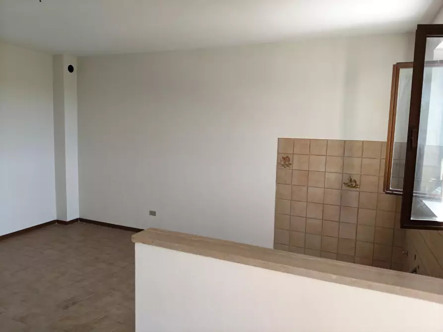 Immagine 4 di Appartamento in vendita  a Pescia