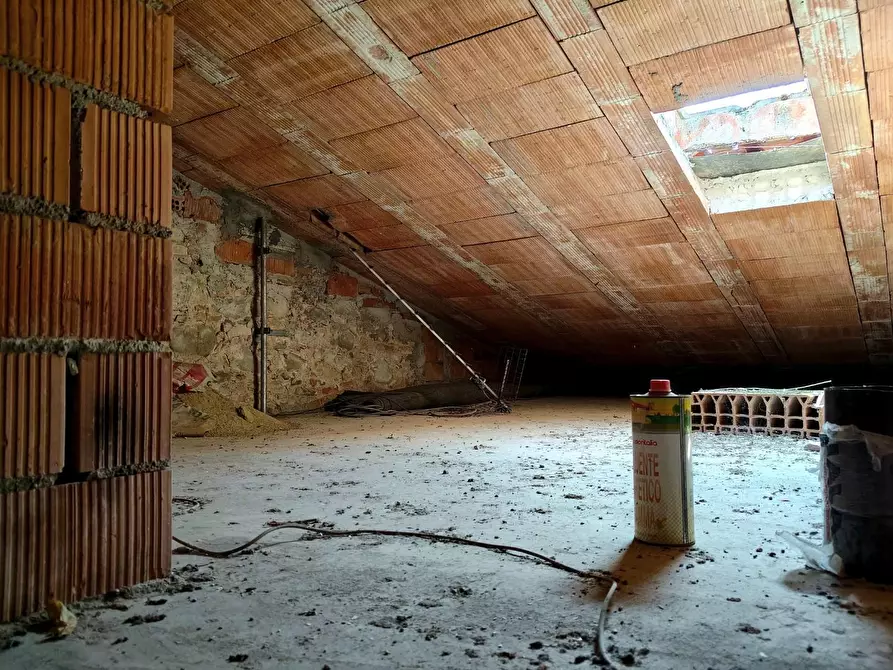 Immagine 17 di Appartamento in vendita  a Pescia