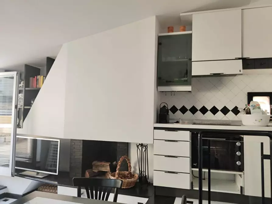 Immagine 2 di Appartamento in affitto  a Chiavari