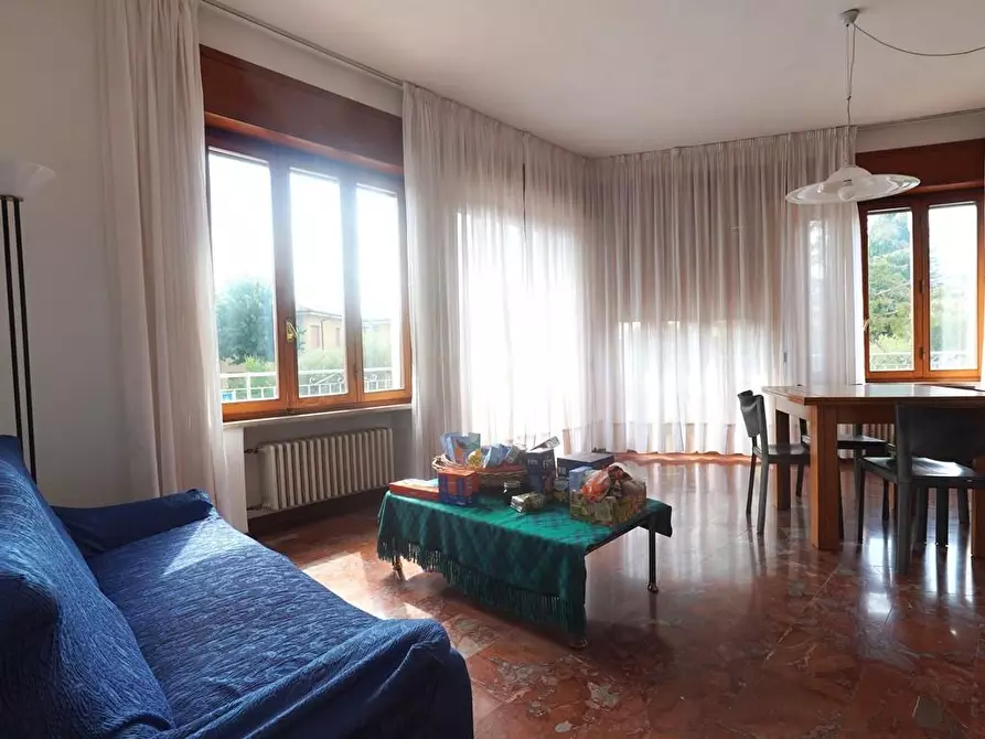 Immagine 6 di Villa in vendita  a Altopascio