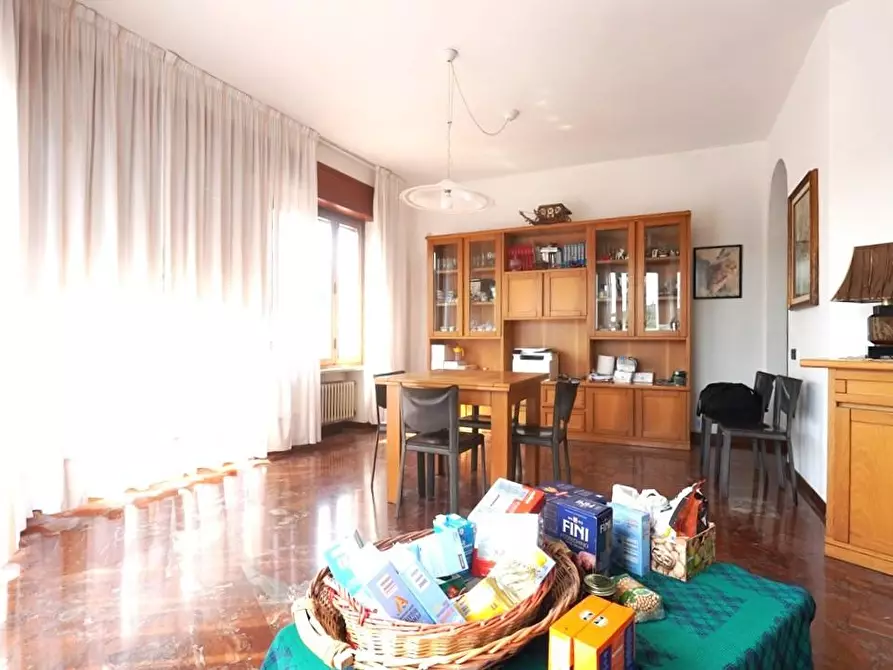 Immagine 4 di Villa in vendita  a Altopascio