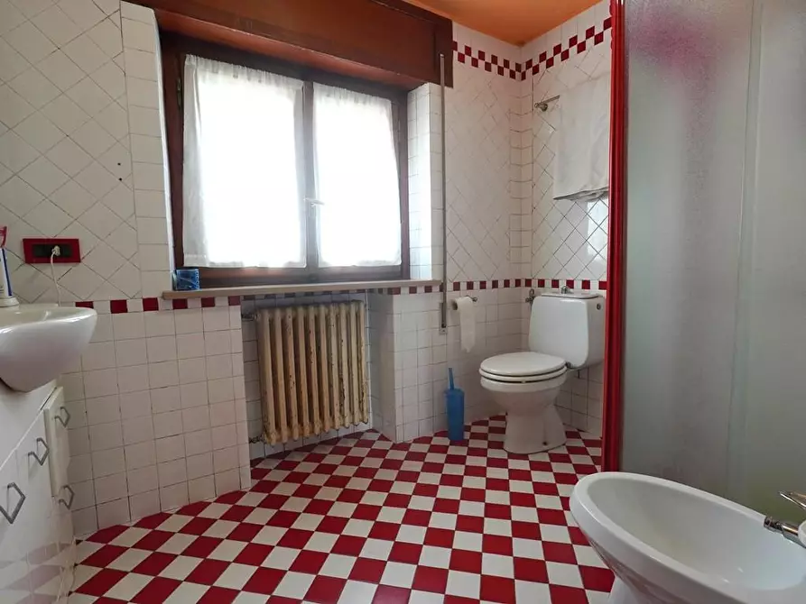 Immagine 20 di Villa in vendita  a Altopascio