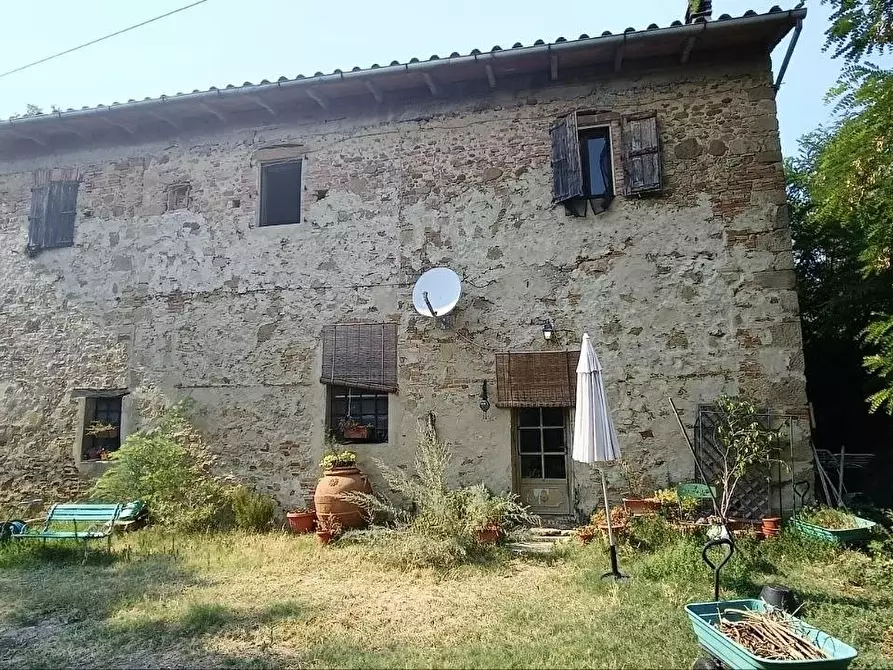 Immagine 1 di Casa colonica in vendita  a Certaldo