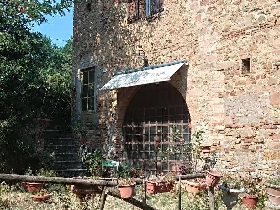 Immagine 4 di Casa colonica in vendita  a Certaldo