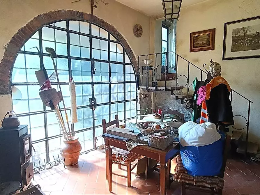 Immagine 10 di Casa colonica in vendita  a Certaldo