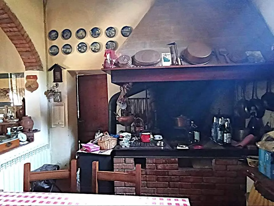 Immagine 9 di Casa colonica in vendita  a Certaldo
