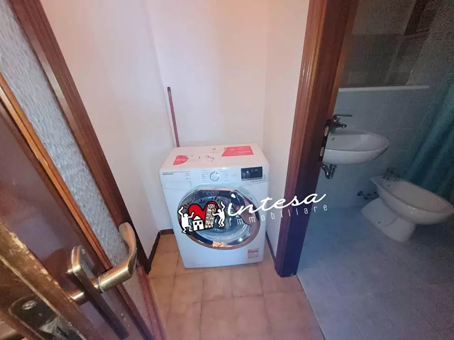 Immagine 15 di Mansarda in affitto  a Pisa