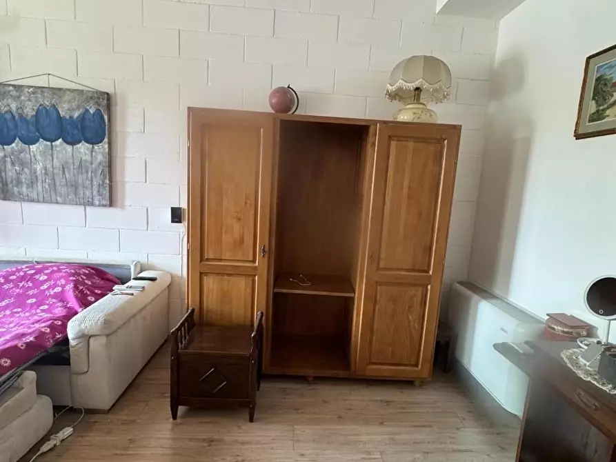 Immagine 23 di Ufficio in vendita  a Collesalvetti