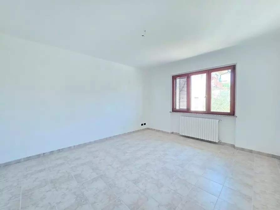 Immagine 22 di Villa in vendita  a Lucca