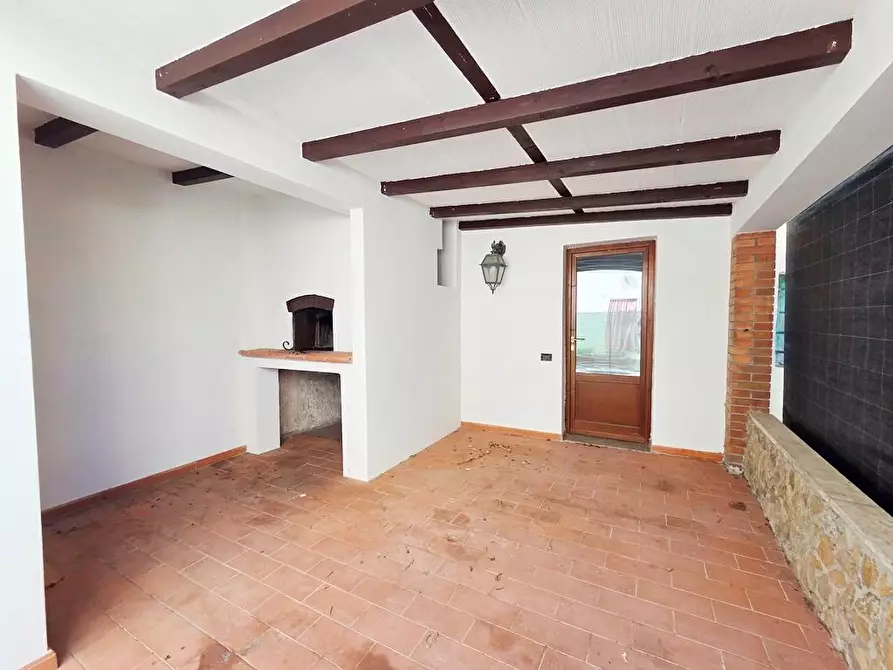 Immagine 10 di Villa in vendita  a Lucca