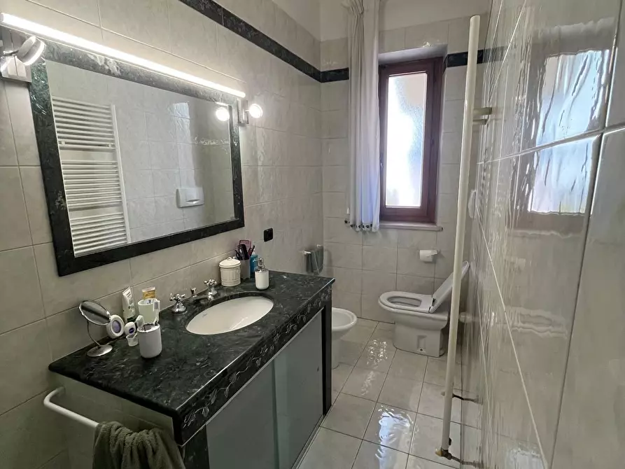 Immagine 22 di Villa in vendita  a Agliana