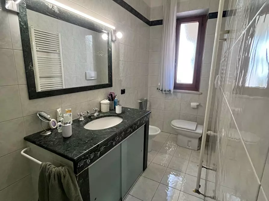 Immagine 19 di Villa in vendita  a Agliana