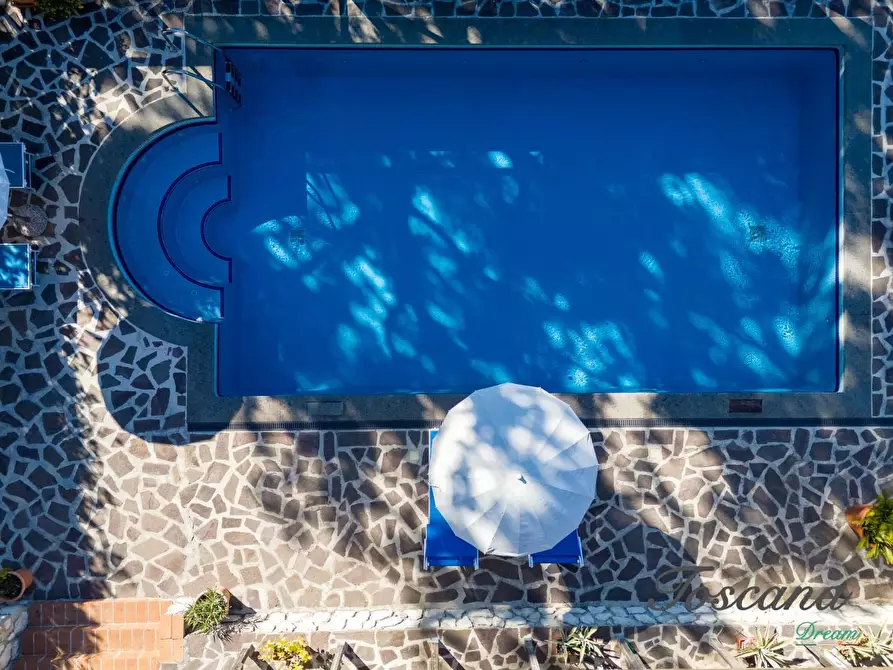 Immagine 27 di Casa colonica in vendita  a Montieri
