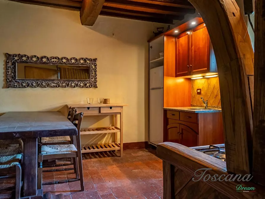 Immagine 110 di Casa colonica in vendita  a Montieri
