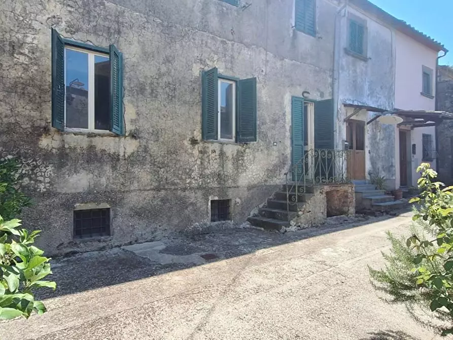 Immagine 2 di Appartamento in vendita  a Bagni Di Lucca