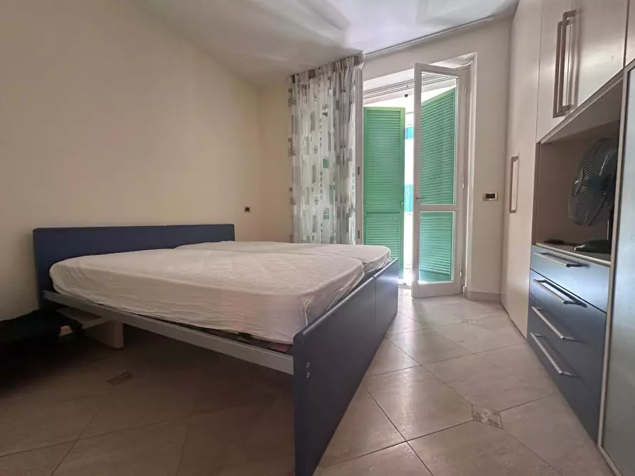 Immagine 11 di Appartamento in vendita  a Viareggio