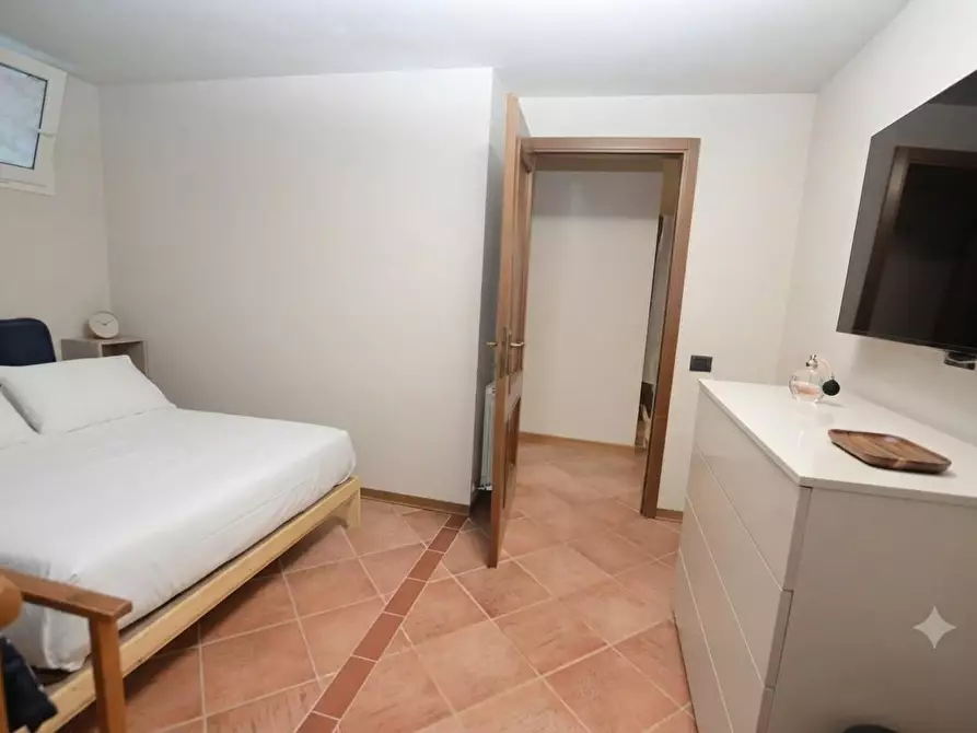 Immagine 23 di Villa in vendita  a Lucca