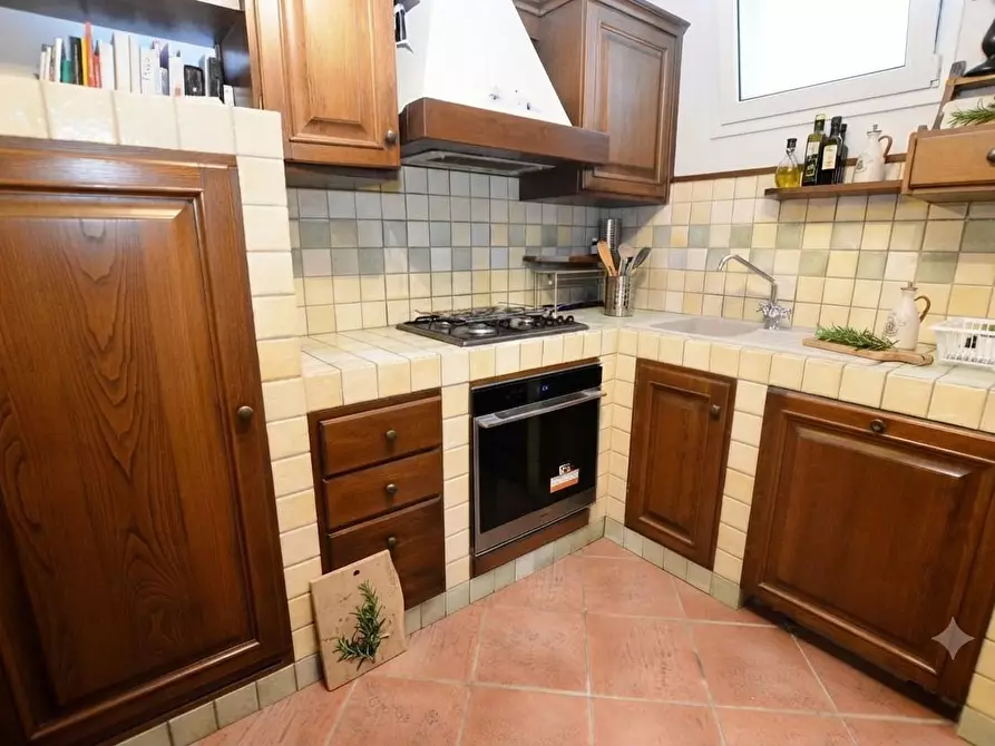Immagine 22 di Villa in vendita  a Lucca