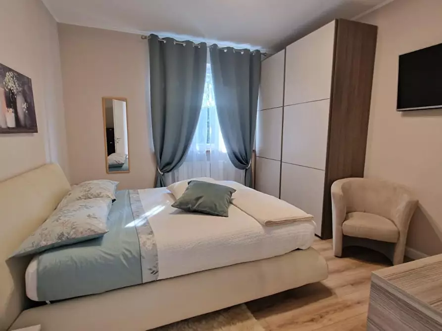 Immagine 9 di Appartamento in vendita  a Camaiore