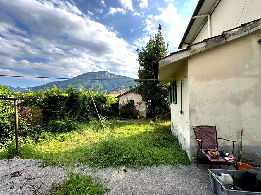 Immagine 24 di Villa in vendita  a Barga