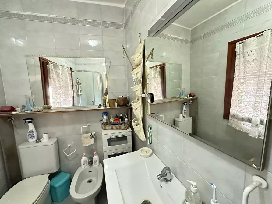 Immagine 28 di Casa semindipendente in vendita  a Castelnuovo Magra