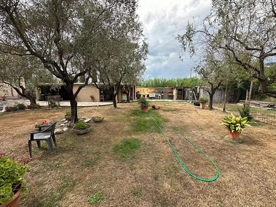 Immagine 3 di Casa semindipendente in vendita  a Castelnuovo Magra