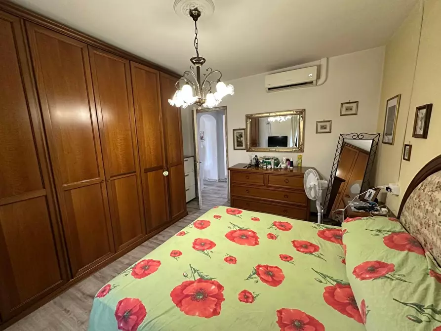 Immagine 19 di Casa semindipendente in vendita  a Castelnuovo Magra