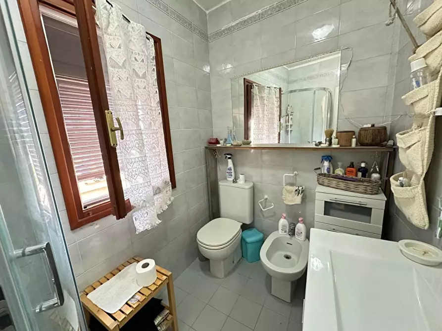 Immagine 26 di Casa semindipendente in vendita  a Castelnuovo Magra