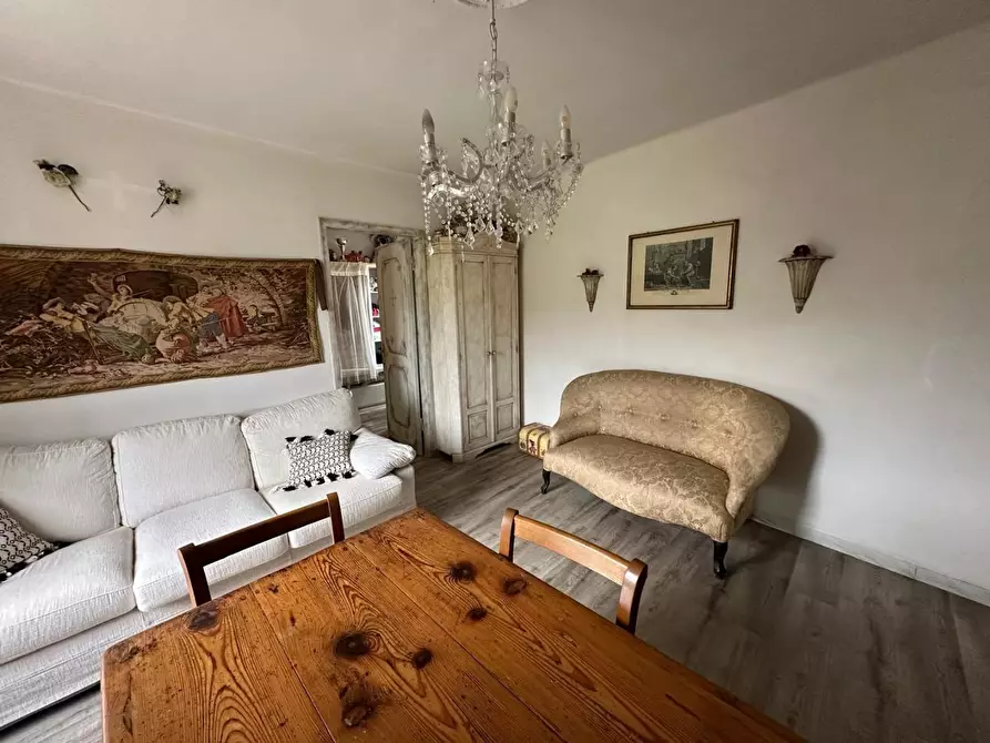 Immagine 11 di Casa semindipendente in vendita  a Castelnuovo Magra
