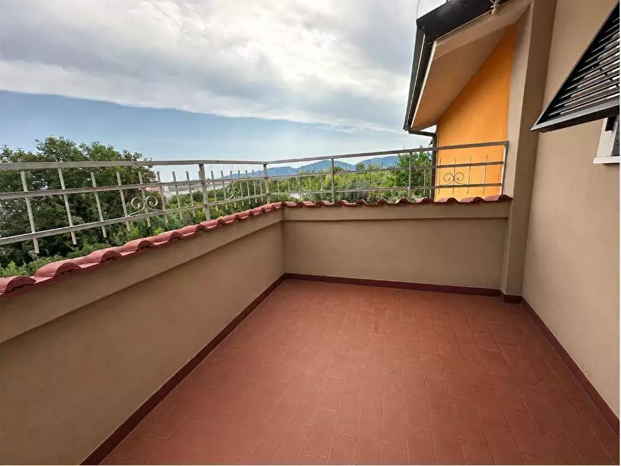 Immagine 32 di Casa semindipendente in vendita  a Castelnuovo Magra