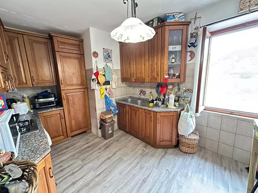Immagine 12 di Casa semindipendente in vendita  a Castelnuovo Magra