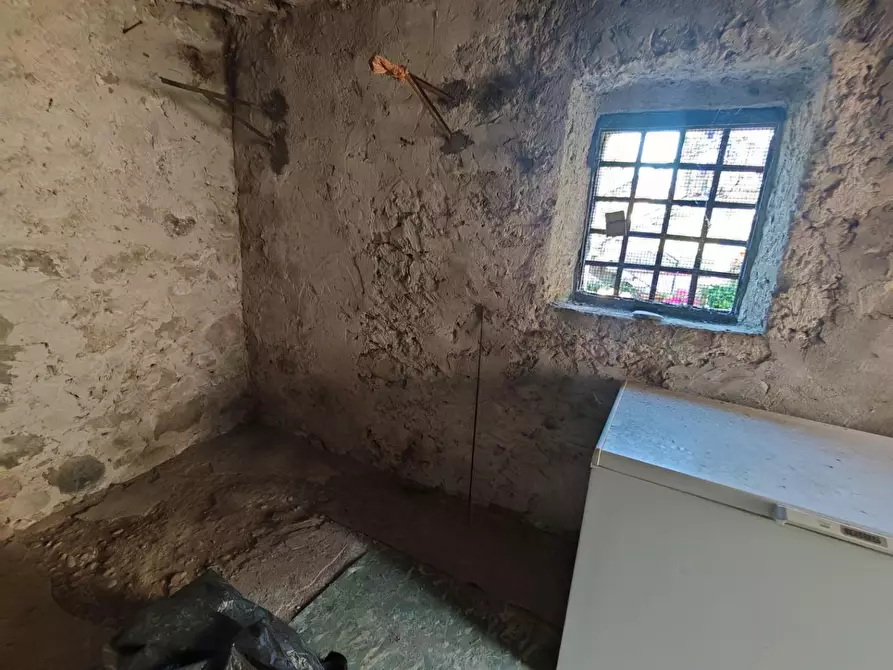 Immagine 28 di Appartamento in vendita  a Santo Stefano Di Magra
